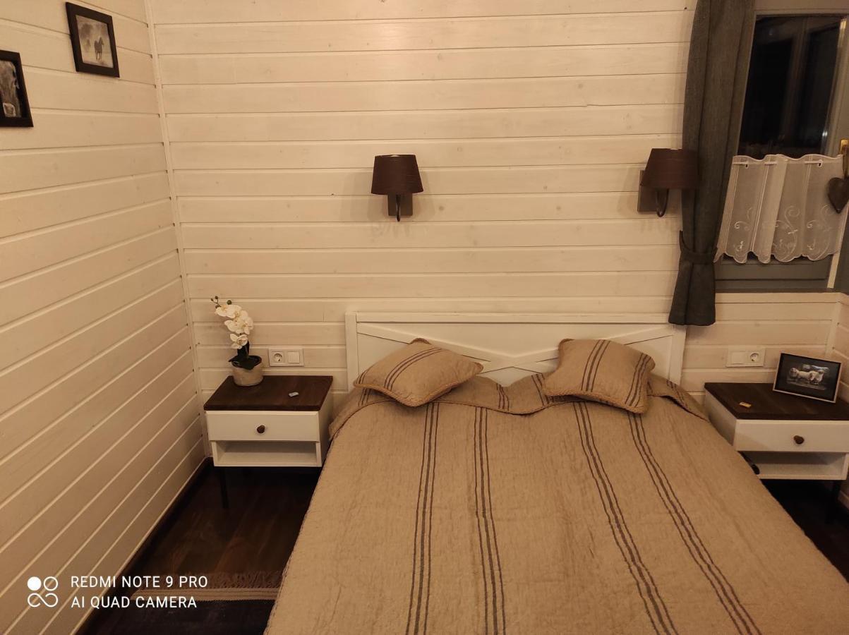 Feliz Apartman Gyula Extérieur photo